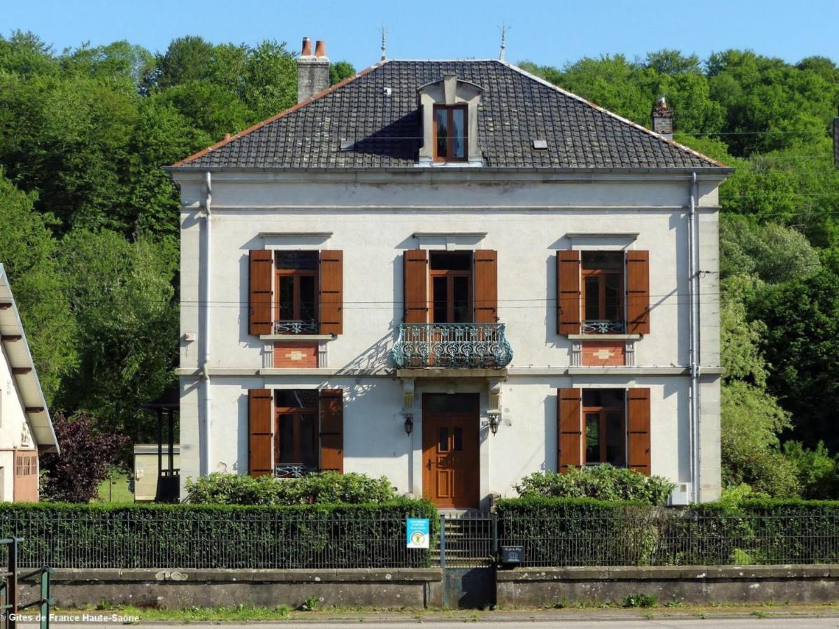 Au Fil Du Temps Fougerolles-Saint-Valbert Exterior foto