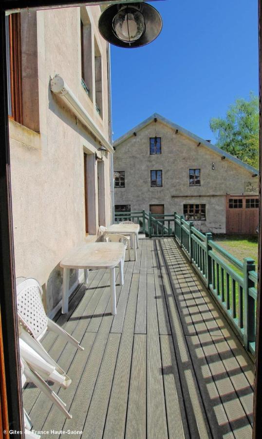 Au Fil Du Temps Fougerolles-Saint-Valbert Exterior foto